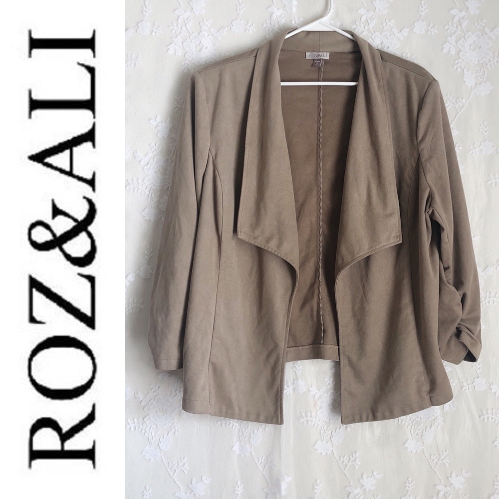 Roz & Ali Weighted Tan Cardigan